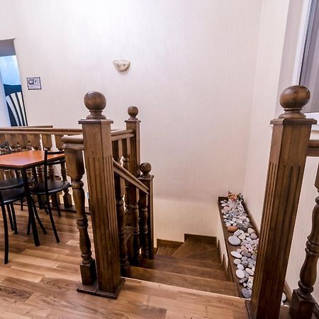 Cleopatra Palace Hostel Tbilisi Exterior photo