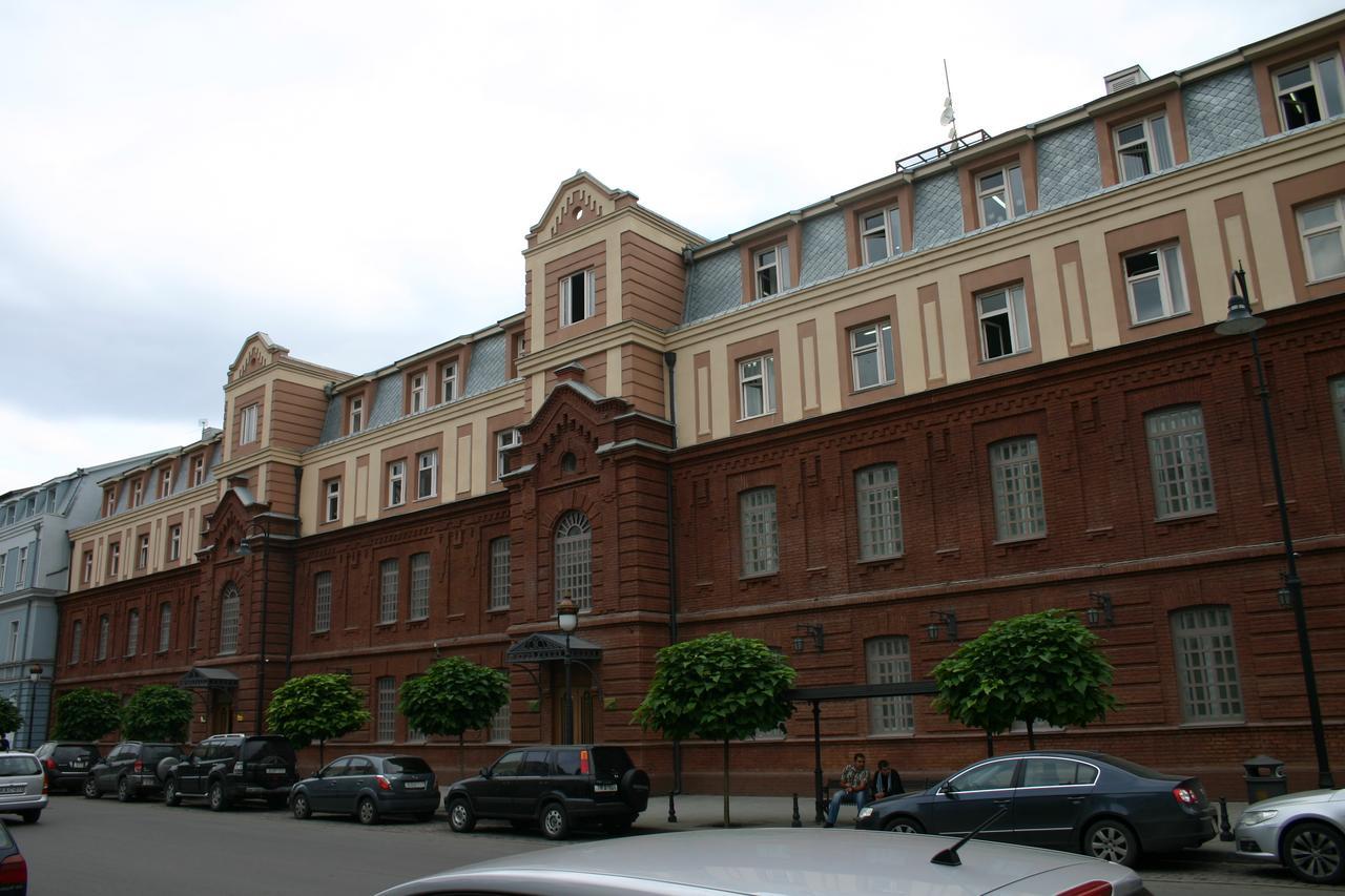 Cleopatra Palace Hostel Tbilisi Exterior photo